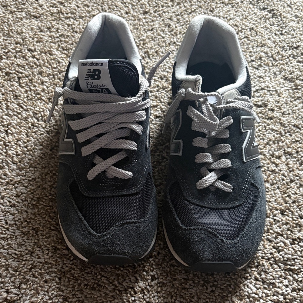 New Balance Black, Grey and White Classic Sneakers 574